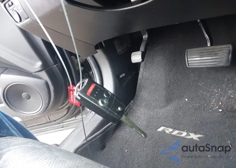 2011 Acura Rdx z USA, uszkodzony, nr VIN 5J8TB2H21BA003500